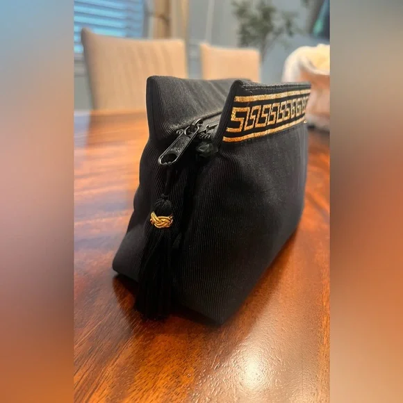 Gianni Versace Porfumi Black and Gold Clutch/ Makeup Bag w Tassel. Blk & Gold - Picture 3 of 11